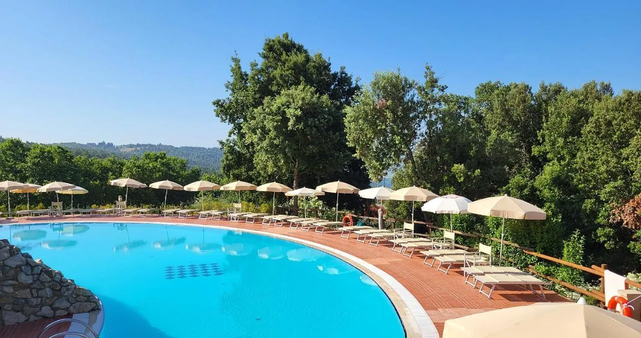 Resort Le Tegole Riparbella Aparthotel