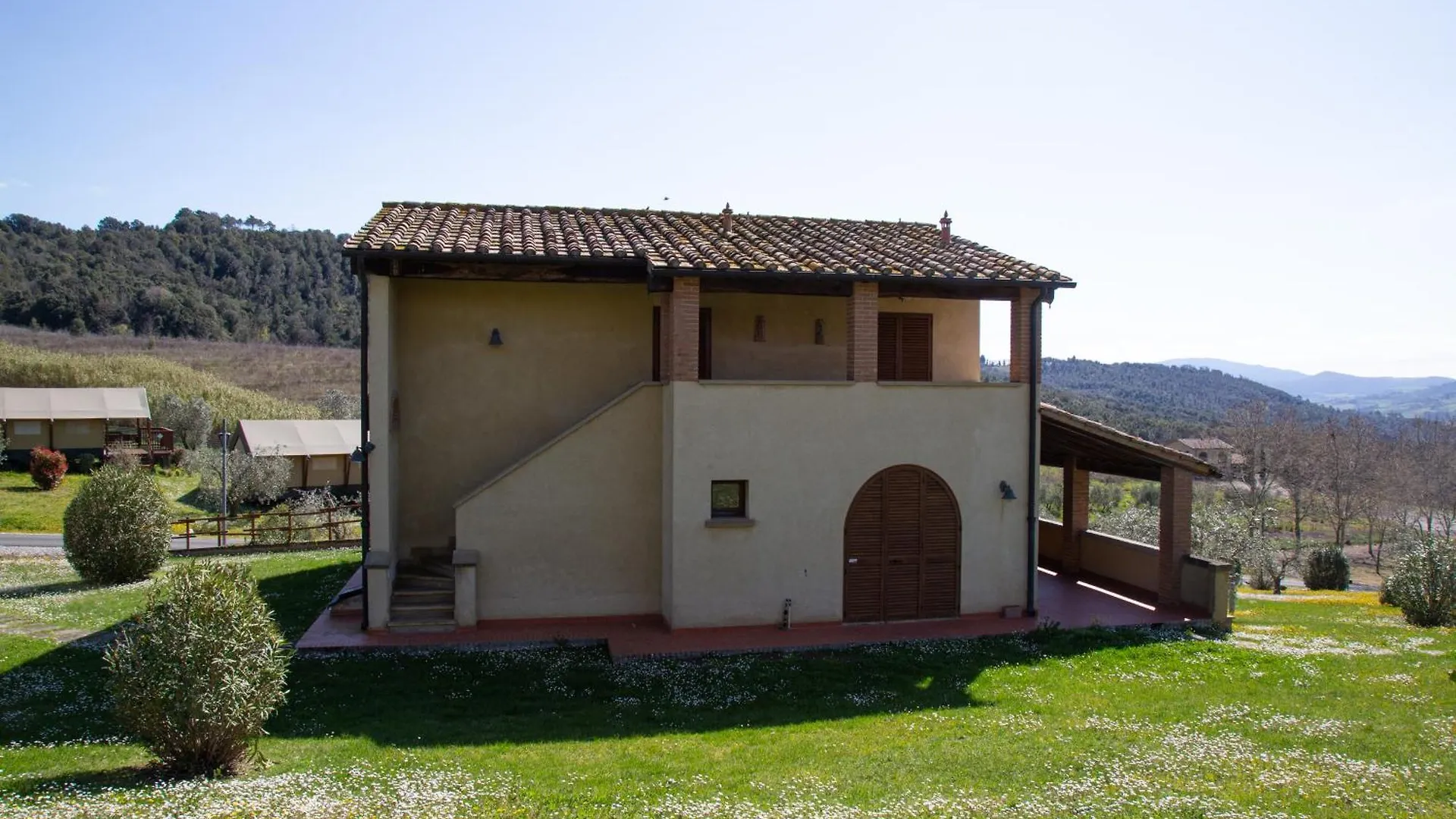 Resort Le Tegole Riparbella 0*,