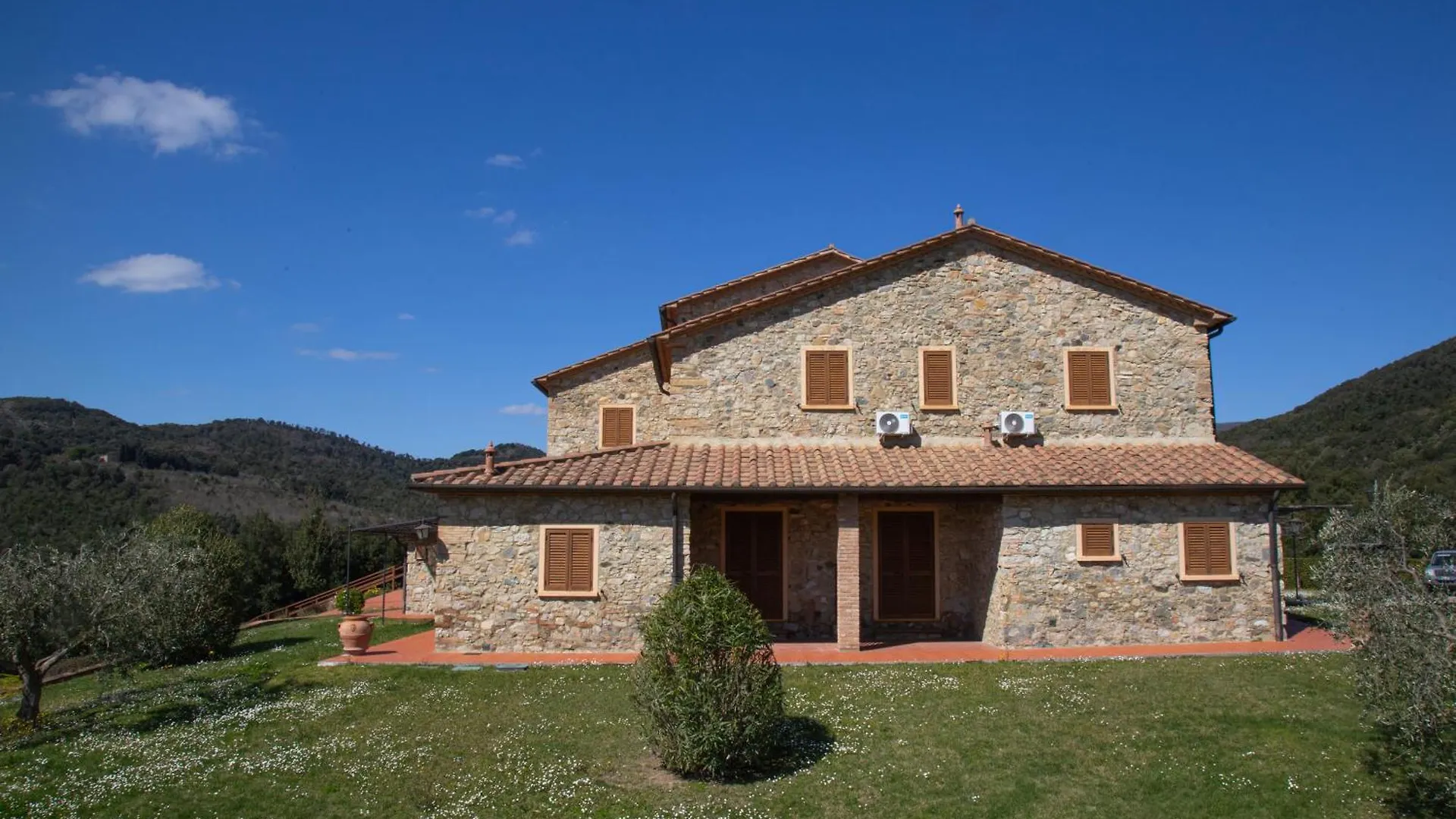 Aparthotel Resort Le Tegole Riparbella Italy